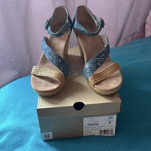 TOMS  women CLARISSA wrapped wedge EUC size8